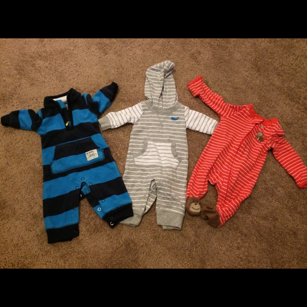 BUNDLE (3)Good condition.. newborn👌👌